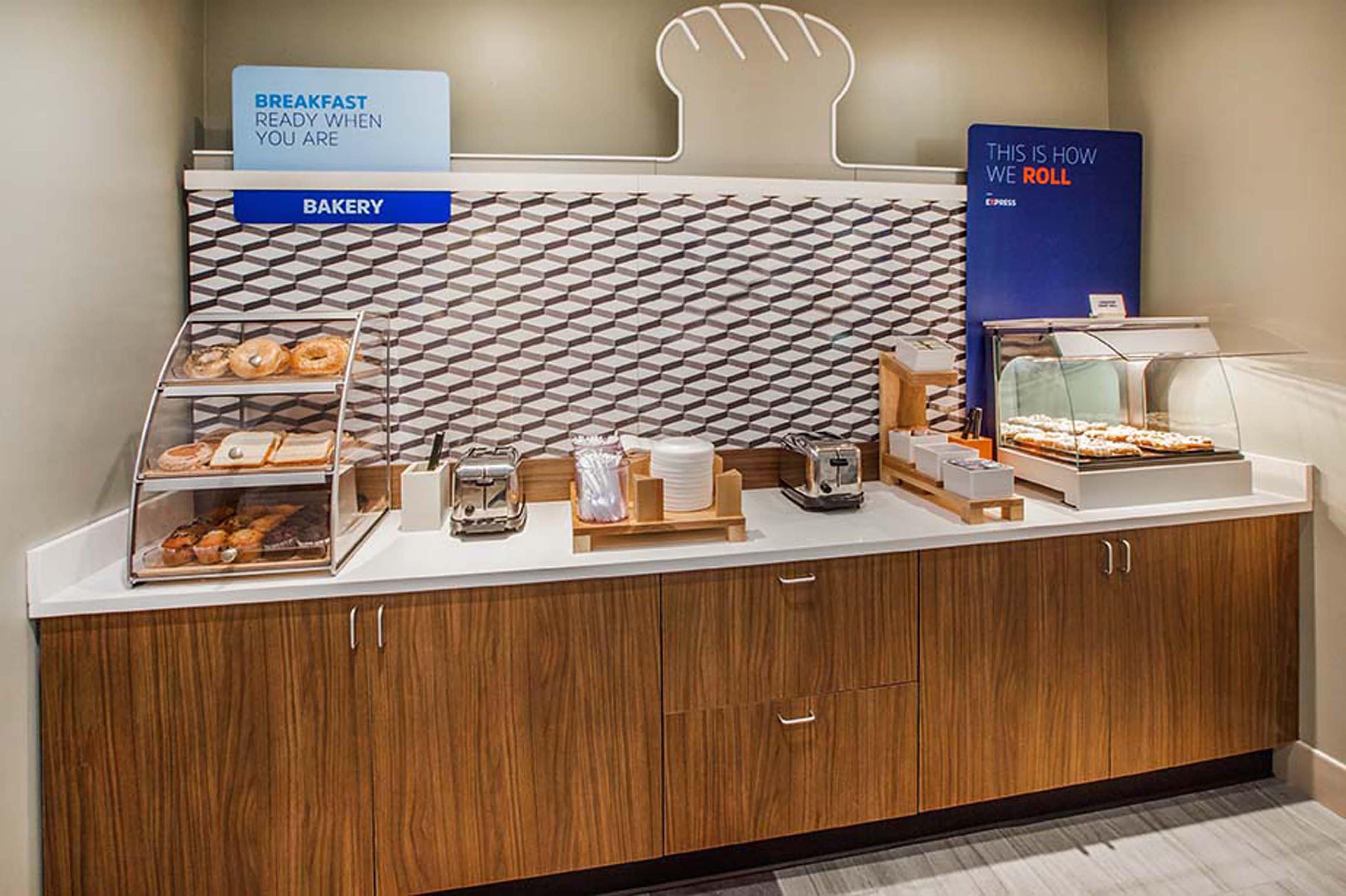 Holiday Inn Express Hotel & Suites Tempe By Ihg Экстерьер фото